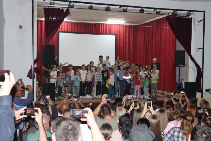 IMG_0885 Sa premijere u Velikoj Hoči (Foto: Radio Goraždevac)
