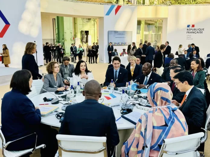 Vjosa Osmani na Samitu šefova frankofonih država (Foto Kabinet predsednice) Vjosa Osmani na Samitu šefova frankofonih država (Foto Kabinet predsednice)