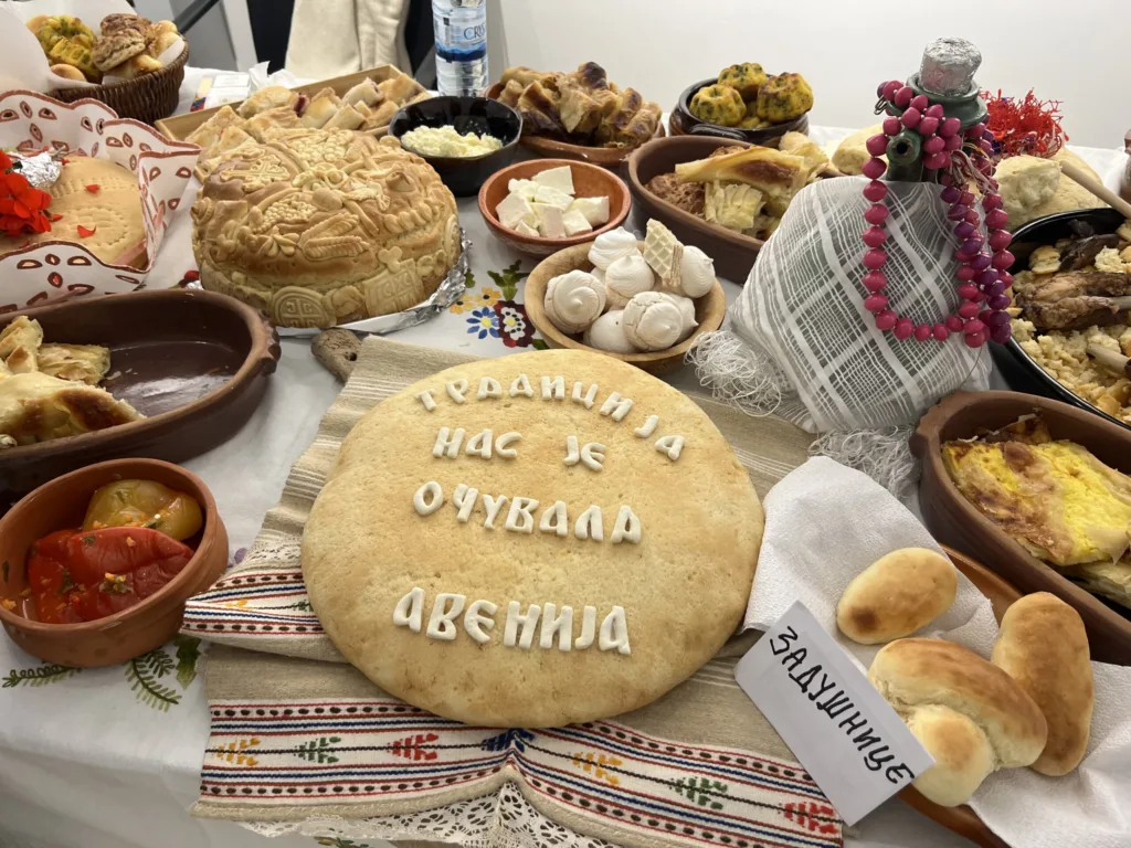 Manifestacija „Tradicija nas je očuvala“: Obredni hleb kao inspiracija 1 Manifestacija „Tradicija nas je očuvala“ (Foto: Kim)
