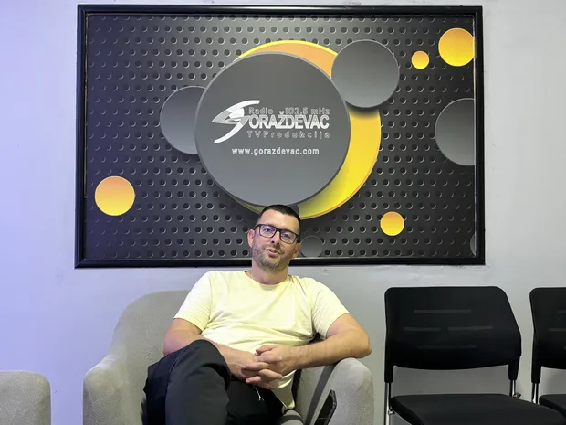 I opstati i biti iz Peći 4 Darko Dimitrijević, glavni i odgovorni urednik Radio Goraždevca (Foto: Jelena L. Petković)