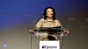 Misle globalno, deluju lokalno: Tribina Unije žena Srpske liste u Gračanici 2 Ljiljana Šubarić (Foto: Kim)