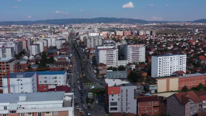 FUSHE-KOSOVE-DRON-3-720x405 Kosovo Polje (Foto: Kallxo)