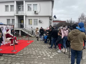 “Novogodišnji osmeh” u Gračanici: Praznična radost za najmlađe 2 IMG 2780 1536x1152 1