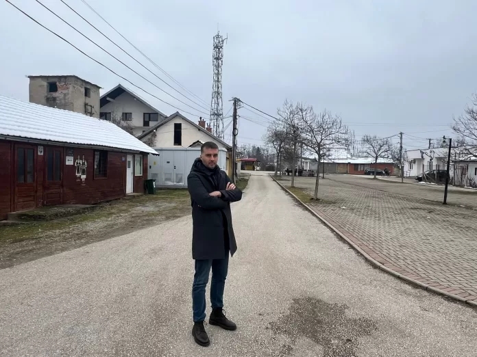 Savo Manojlović u Goraždevcu (Foto: Kreni-promeni) Savo Manojlović u Goraždevcu (Foto: Kreni-promeni)