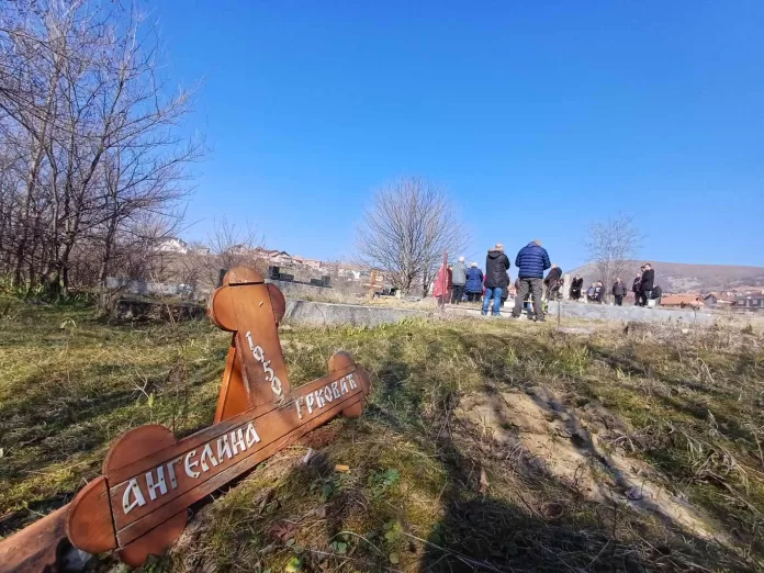 Zadušnice u Orahovcu (Foto: Radio Goraždevac) Zadušnice u Orahovcu (Foto: Radio Goraždevac)