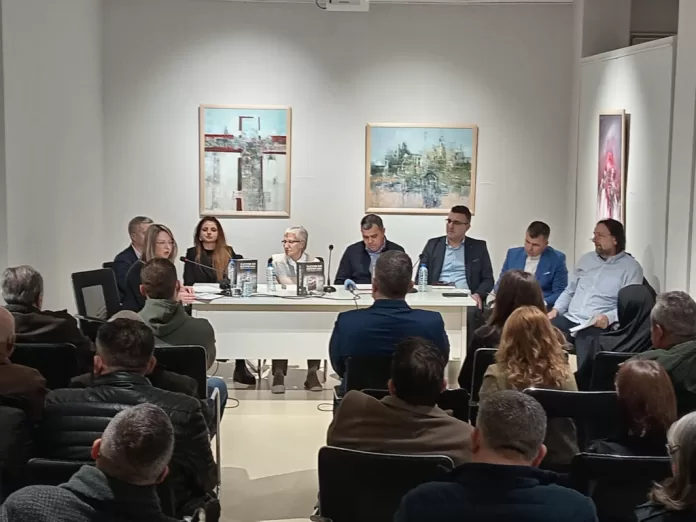 Zbornik o martovskom pogromu: Svedočanstvo o onome što se ne sme zaboraviti (Foto: Kim) Zbornik o martovskom pogromu: Svedočanstvo o onome što se ne sme zaboraviti (Foto: Kim)