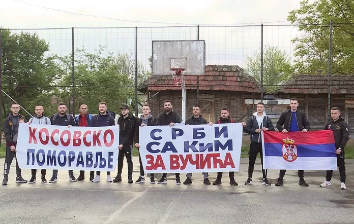 Grupa Srba sa Kosova krenula na skup u Beograd/Ilustracija (Foto: RTV Puls) Grupa Srba sa Kosova krenula na skup u Beograd/Ilustracija (Foto: RTV Puls)