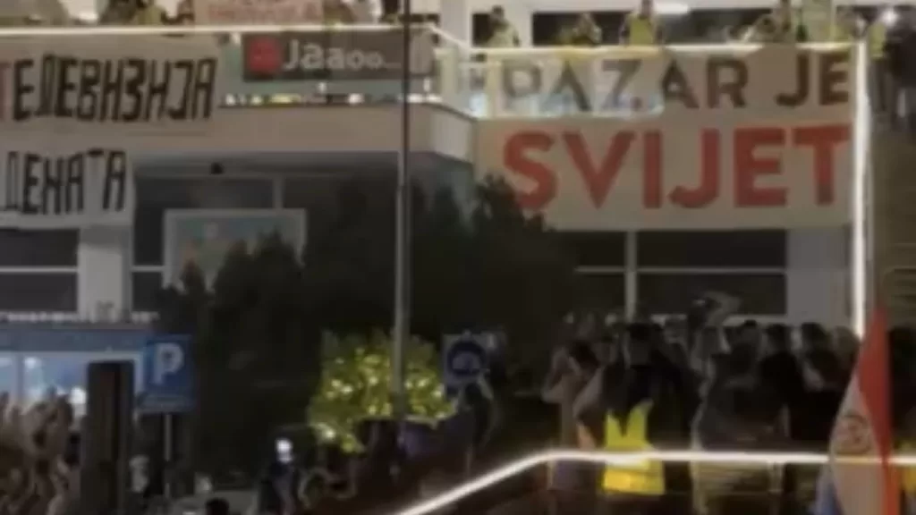 Veterani roditeljima studenata iz Pazara: Čuvamo ih, svi su naša deca 1 Foto: Radio Goraždevac