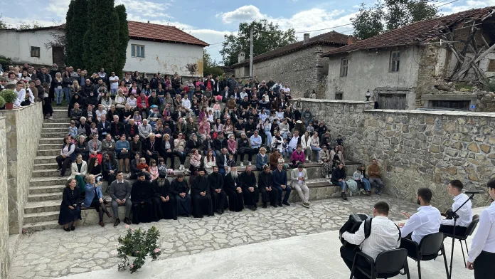 Miholjdan u Velikoj Hoči (Foto: Radio Goraždevac) Miholjdan u Velikoj Hoči (Foto: Radio Goraždevac)