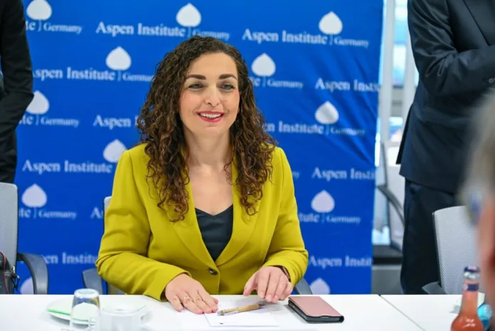 Foto: Vjosa Osmani, Fejsbuk Foto: Vjosa Osmani, Fejsbuk