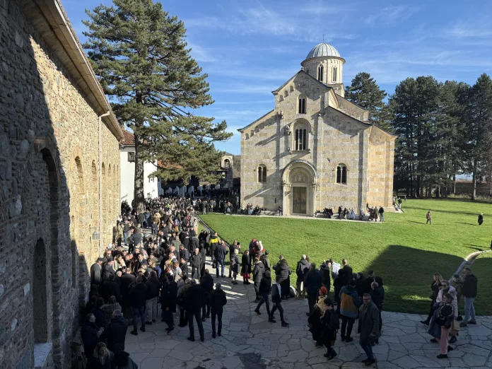 Manastir Visoki Dečani obeležio slavu Svetog Kralja Stefana(Foto: Radio Goraždevac) Manastir Visoki Dečani obeležio slavu Svetog Kralja Stefana(Foto: Radio Goraždevac)