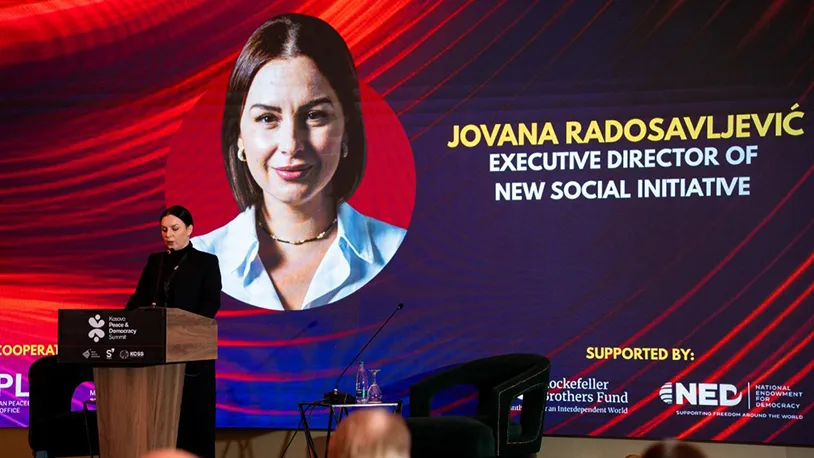 U Prištini otvoren Samit mira i demokratije - Radosavljević: Rastući etnonacionalizam među ključnim izazovima regiona 1 Jovana Radosavljević (Foto Kosovski Samit mira i demokratije)