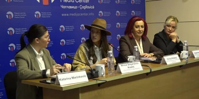 Između prisutnosti i nevidljivosti: Položaj žena u politici na Kosovu (Foto: Kim)
