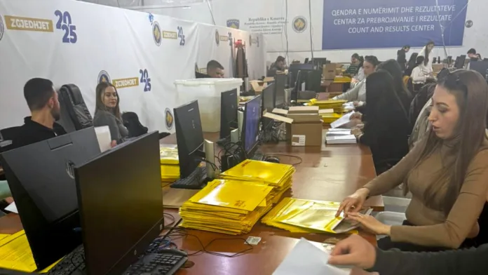 CIK počinje slanje paketa glasačkih listića za glasanje poštom (Foto CIK) CIK počinje slanje paketa glasačkih listića za glasanje poštom (Foto CIK)