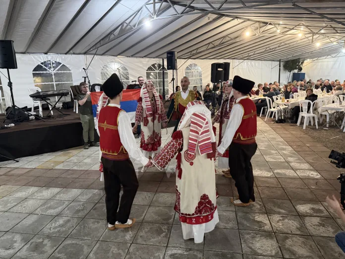 KUD „Metohija“ iz Goraždevca na festivalu u Grčkoj (Foto: Radio Goraždevac) KUD „Metohija“ iz Goraždevca na festivalu u Grčkoj (Foto: Radio Goraždevac)
