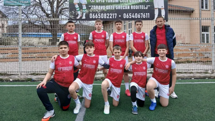 ŠF Božur (Foto: Radio Goraždevac) ŠF Božur (Foto: Radio Goraždevac)