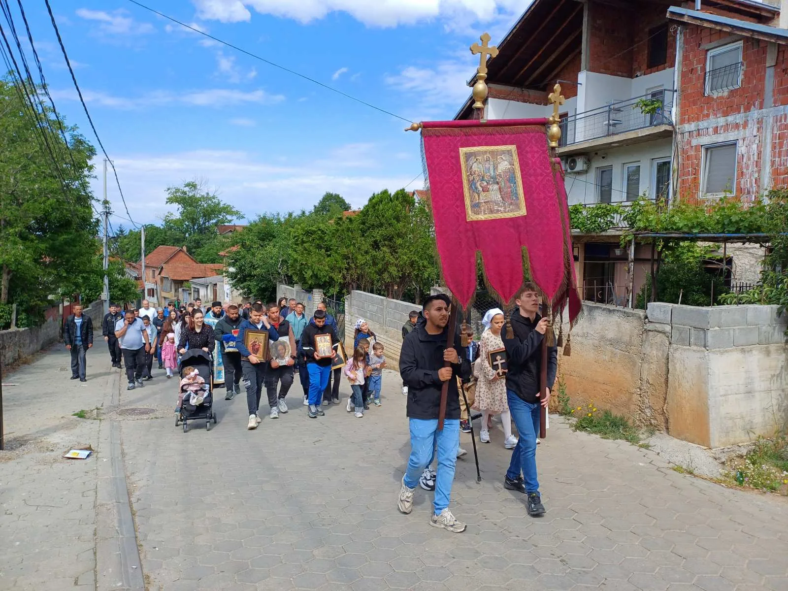 Liturgijom i litijom u Orahovcu proslavljena slava Opteruše 1 1000039421