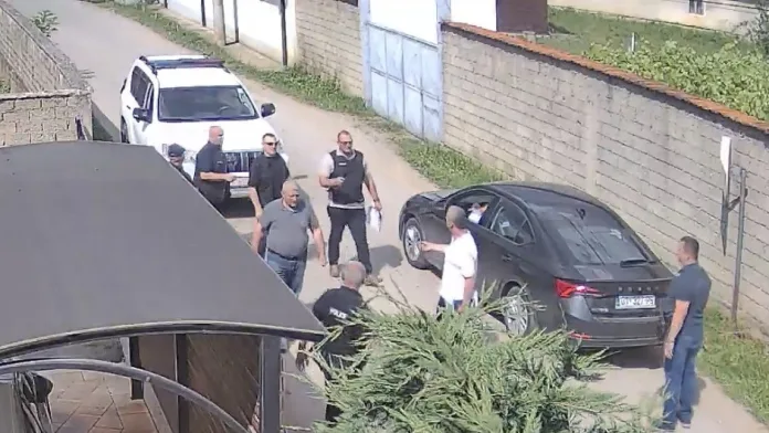 Dve osobe privedene u Goraždevcu (Foto: Radio Goraždevac, arhiva) Dve osobe privedene u Goraždevcu (Foto: Radio Goraždevac, arhiva)