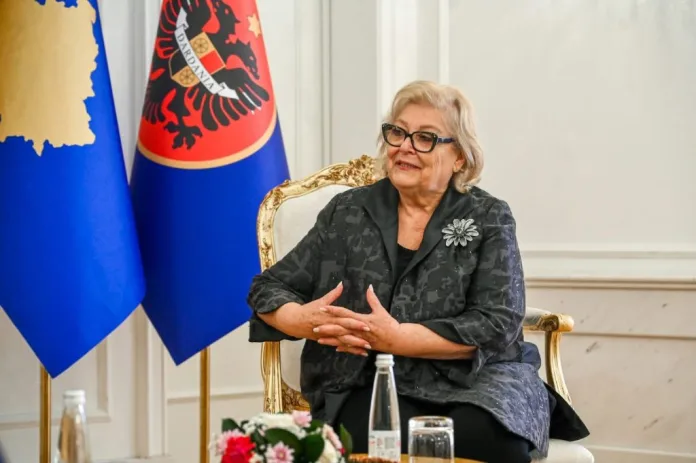 Justina Široka Pulja (Foto: Kabinet predsednice Kosova)