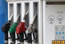 Dizel ponovo pojeftinio: Danas 1,71 evro za litar Benzinska pumpa (Foto: KoSSev, arhiva)