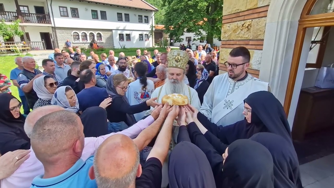 U manastiru Gorioč kod Istoka, danas je svečano proslavljen Sveti Nikola