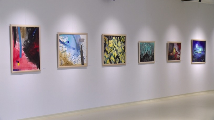 Galerija umetnosti Priština predstavlja nova dela studenata likovnih umetnosti Galerija umetnosti Priština u Gračanici (Foto: Kim)