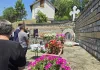 Na spomeniku u Velikoj Hoči obeležena godišnjica stradanja Srba u orahovačkom kraju Foto: Radio Goraždevac