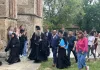 Mark Berns i patrijarh Porfirije stigli u Gračanicu