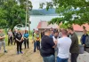 Hoće li i sledećih Svetih Trojica imati gde da okupe selo? Sala koju su Rezalci sami podigli dobila poziv za uklanjanje Foto: KoSSev